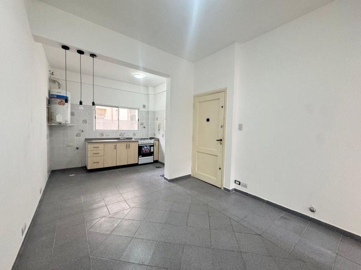 Foto de VENTA DEPTO 2 AMBIENTES BARRACAS APTO CRÉDITO, imagen 5