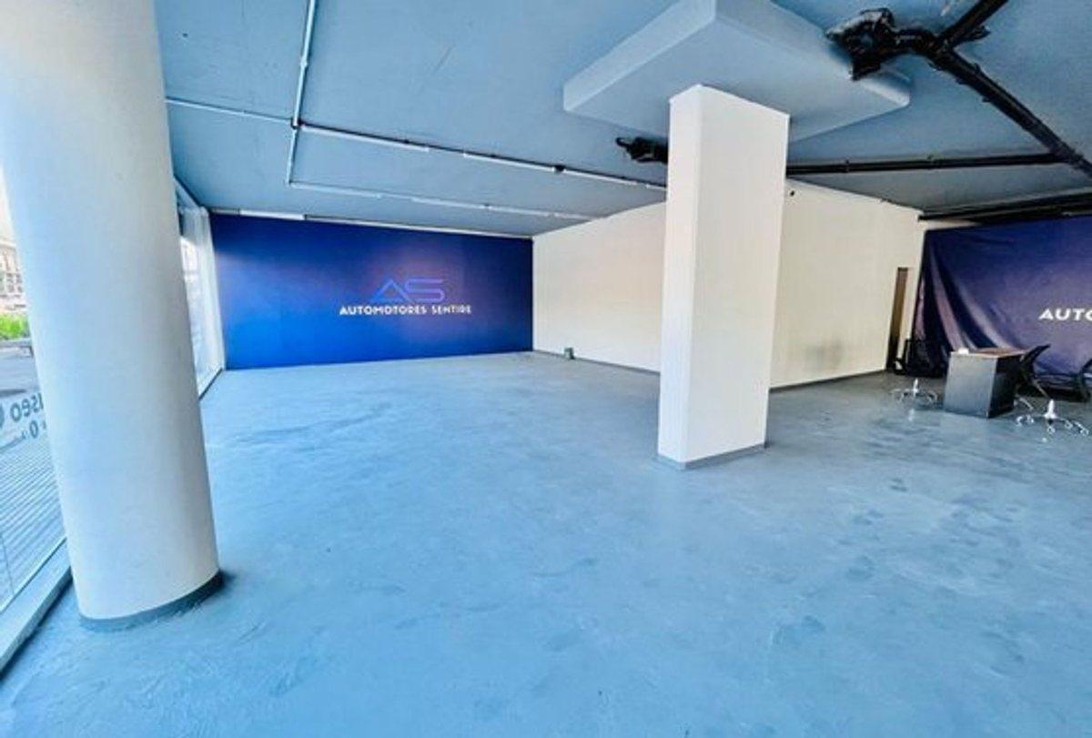 Foto de VENTA LOCAL COMERCIAL EN ESQUINA SAN TELMO, imagen 2