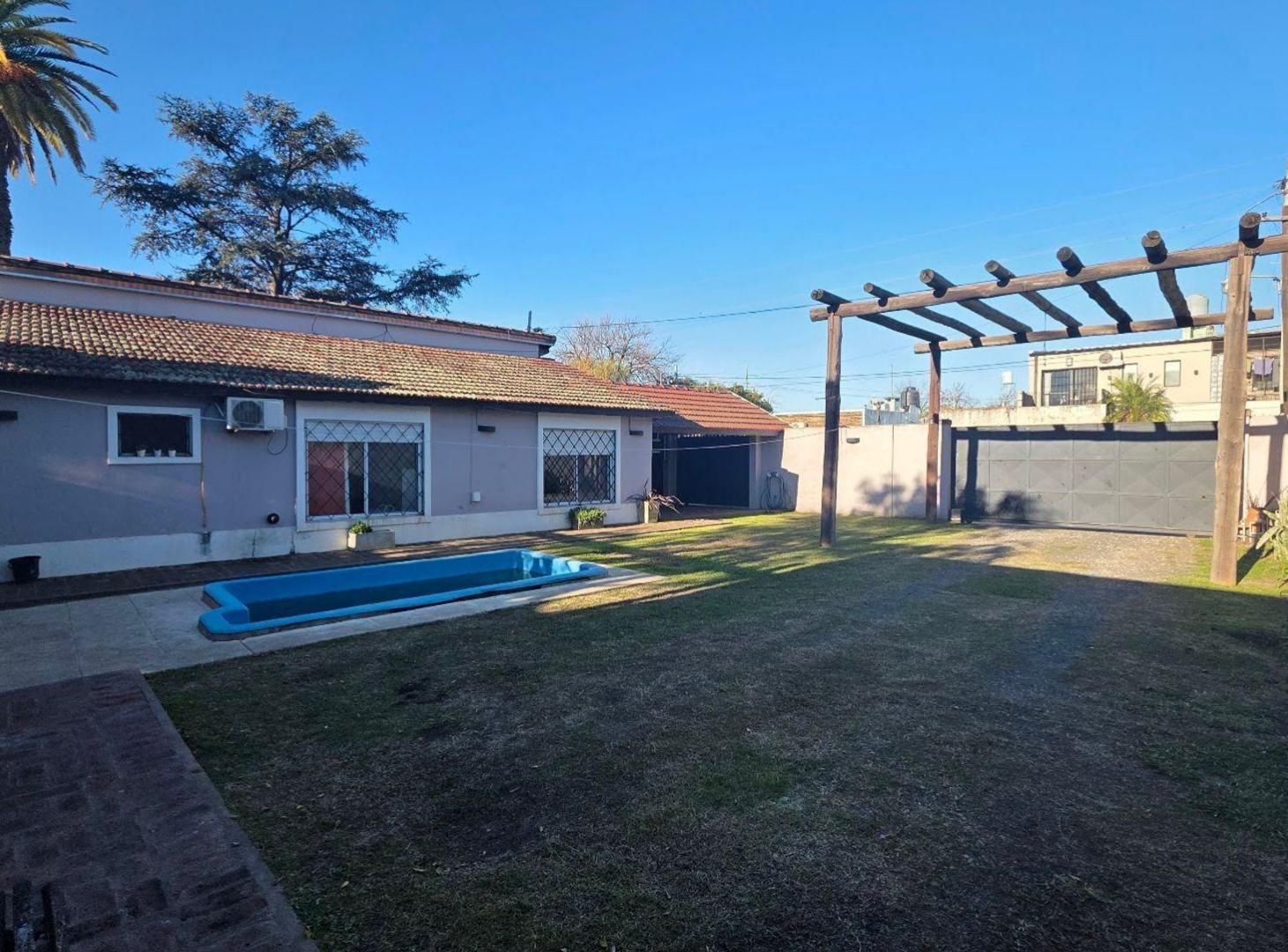 Foto de VENTA CASA 4 AMBIENTES PADUA QUINCHO PILETA, imagen 4