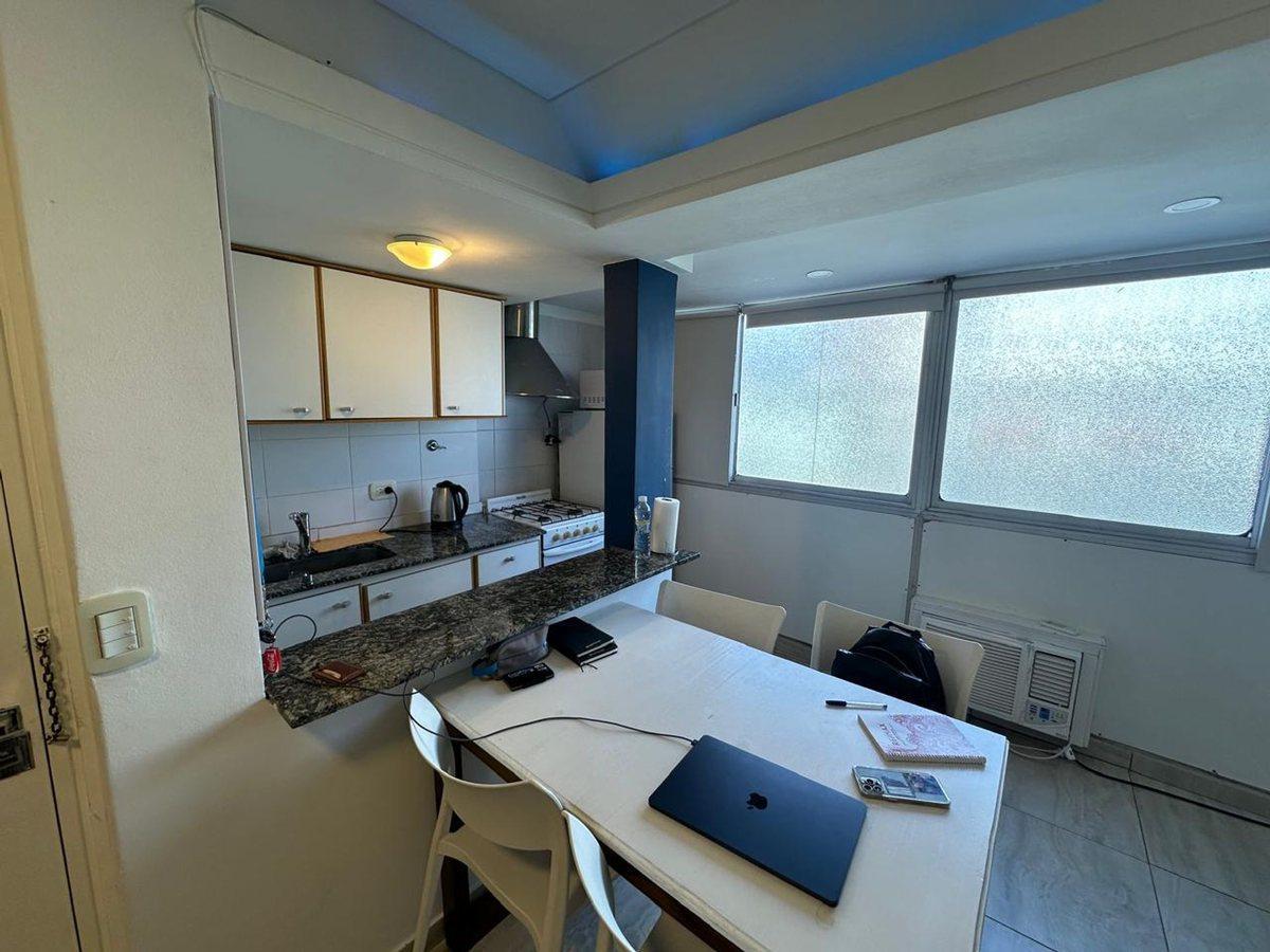 Foto de VENTA DEPARTAMENTO 2 AMB BARRIO NORTE, imagen 2