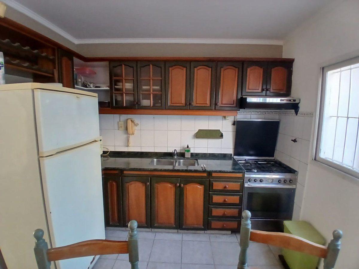 Foto de VENTA DUPLEX QUILMES OESTE IMPECABLE, imagen 2