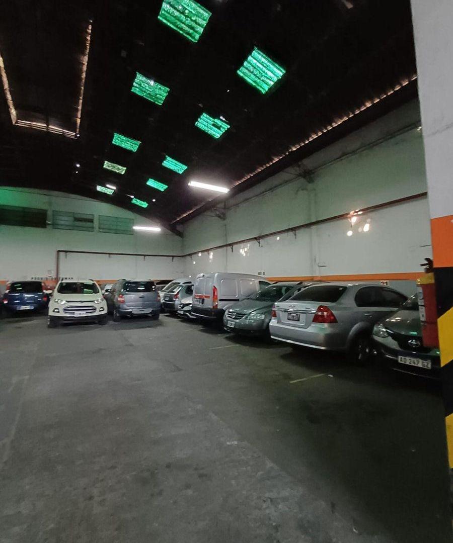 Foto de ALQUILER DEPOSITO COMERCIAL FLORES 845m2 cubiertos, imagen 4