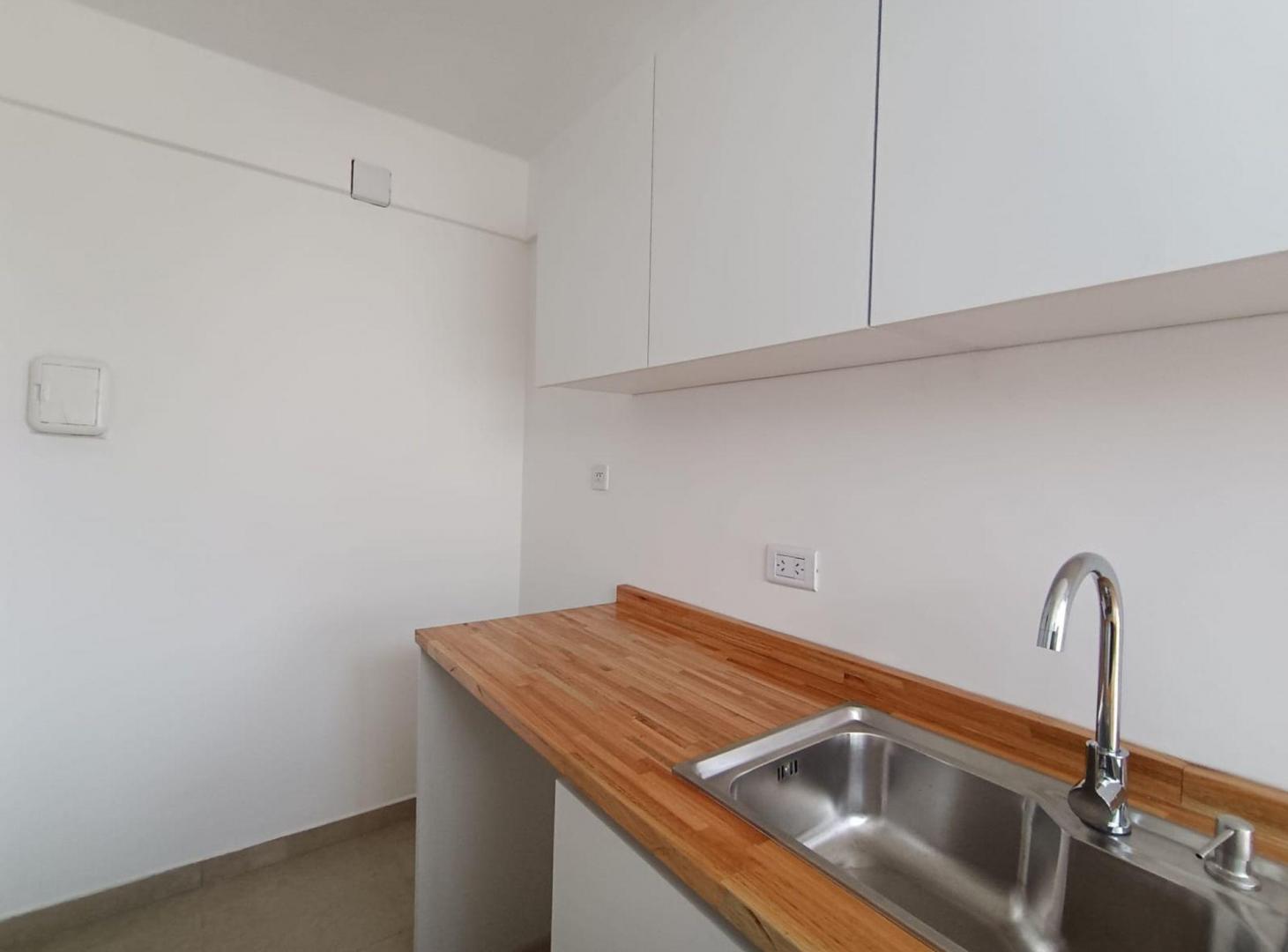 Foto de DEPARTAMENTO DE 2 AMBIENTES EN ALQUILER, imagen 4