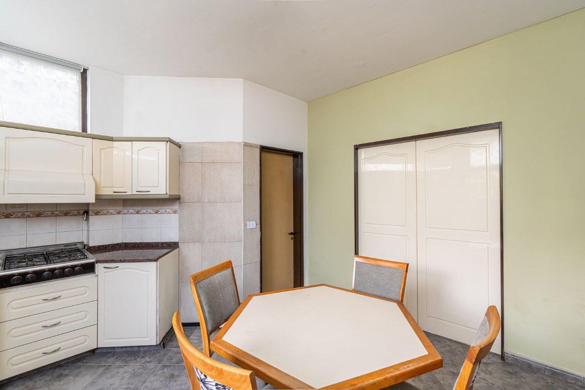Foto de VENTA CASA 5 AMBIENTES LAFERRERE, imagen 4
