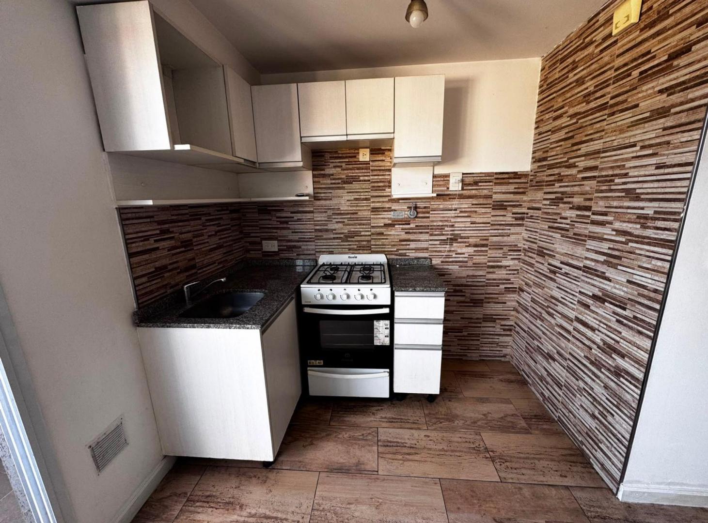 Foto de VENTA DEPARTAMENTO MONOAMBIENTE BARRIO NAON, imagen 1