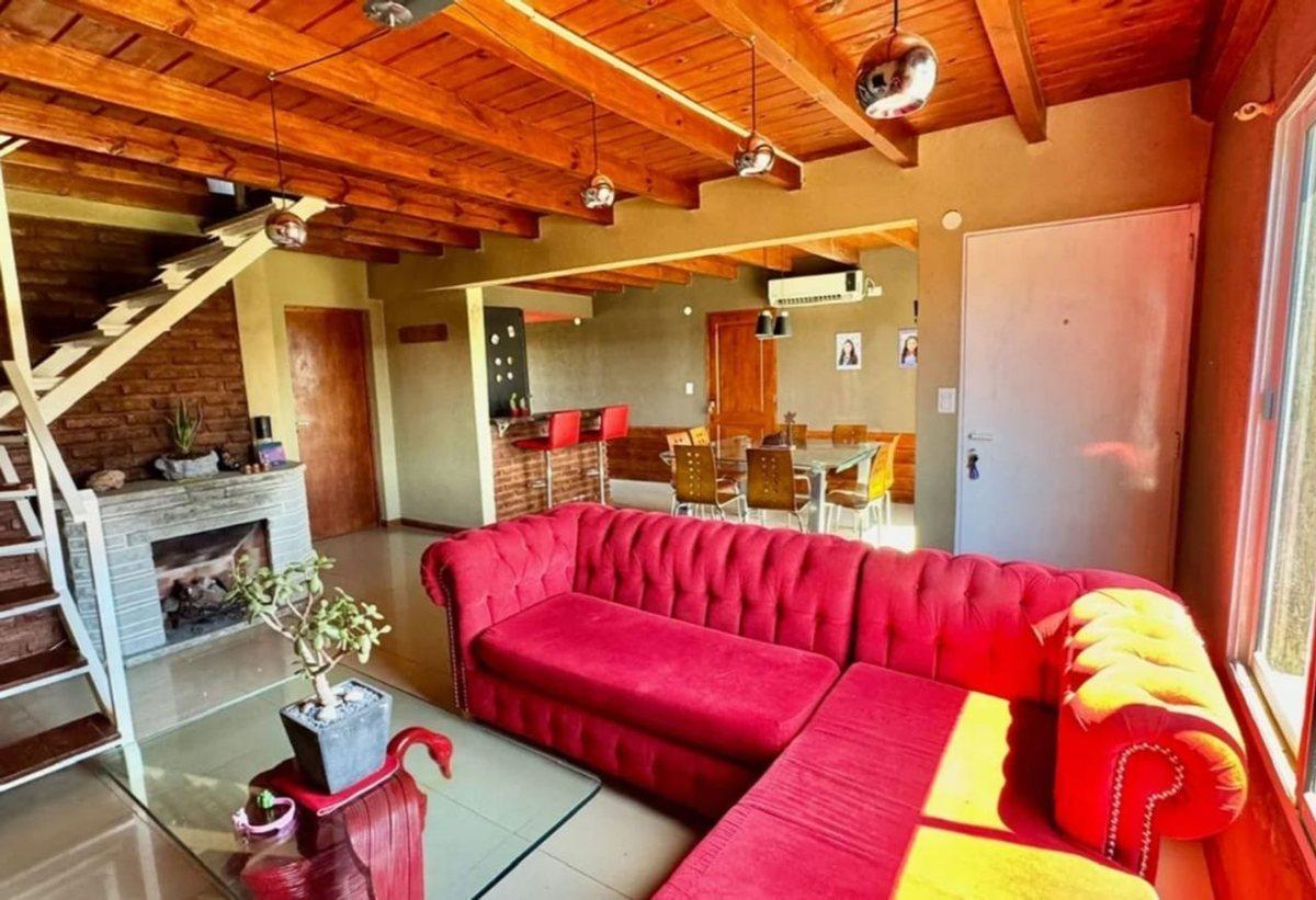 Foto de Venta Casa 5 ambientes San Vicente, imagen 3