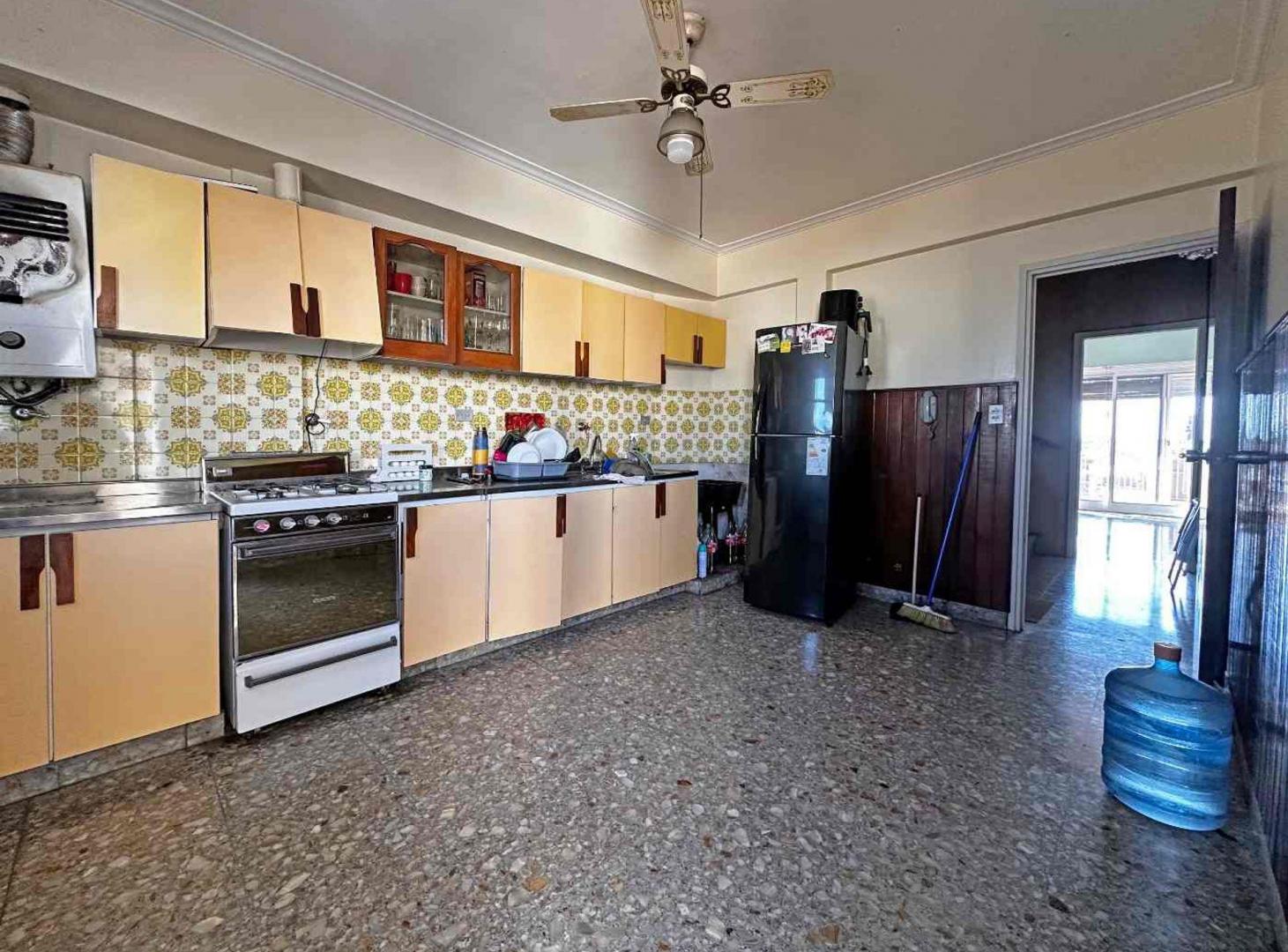 Foto de VENTA DEPARTAMENTO EN PH 4 AMB. COCHERA QUILMES E., imagen 4