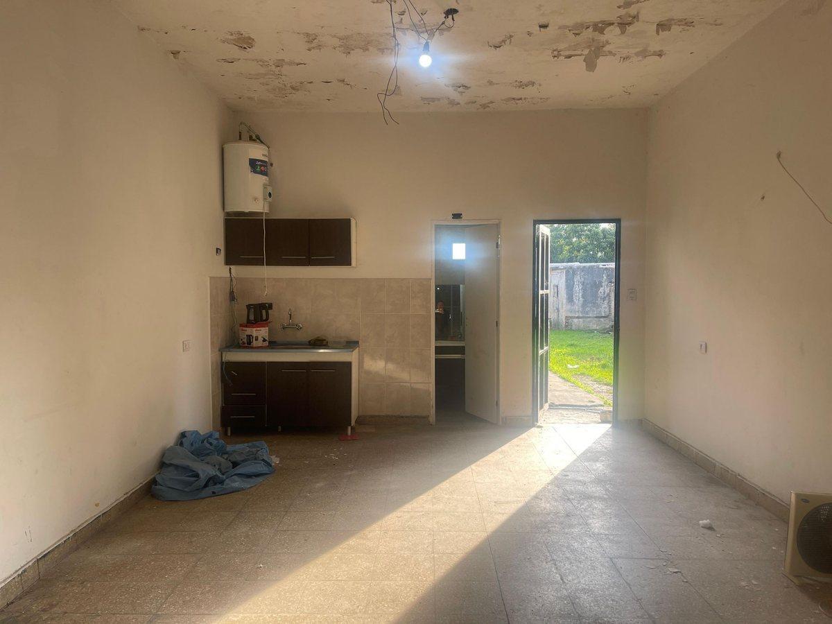 Foto de Venta Casa en Libertad Merlo, con local lote 395m2, imagen 5