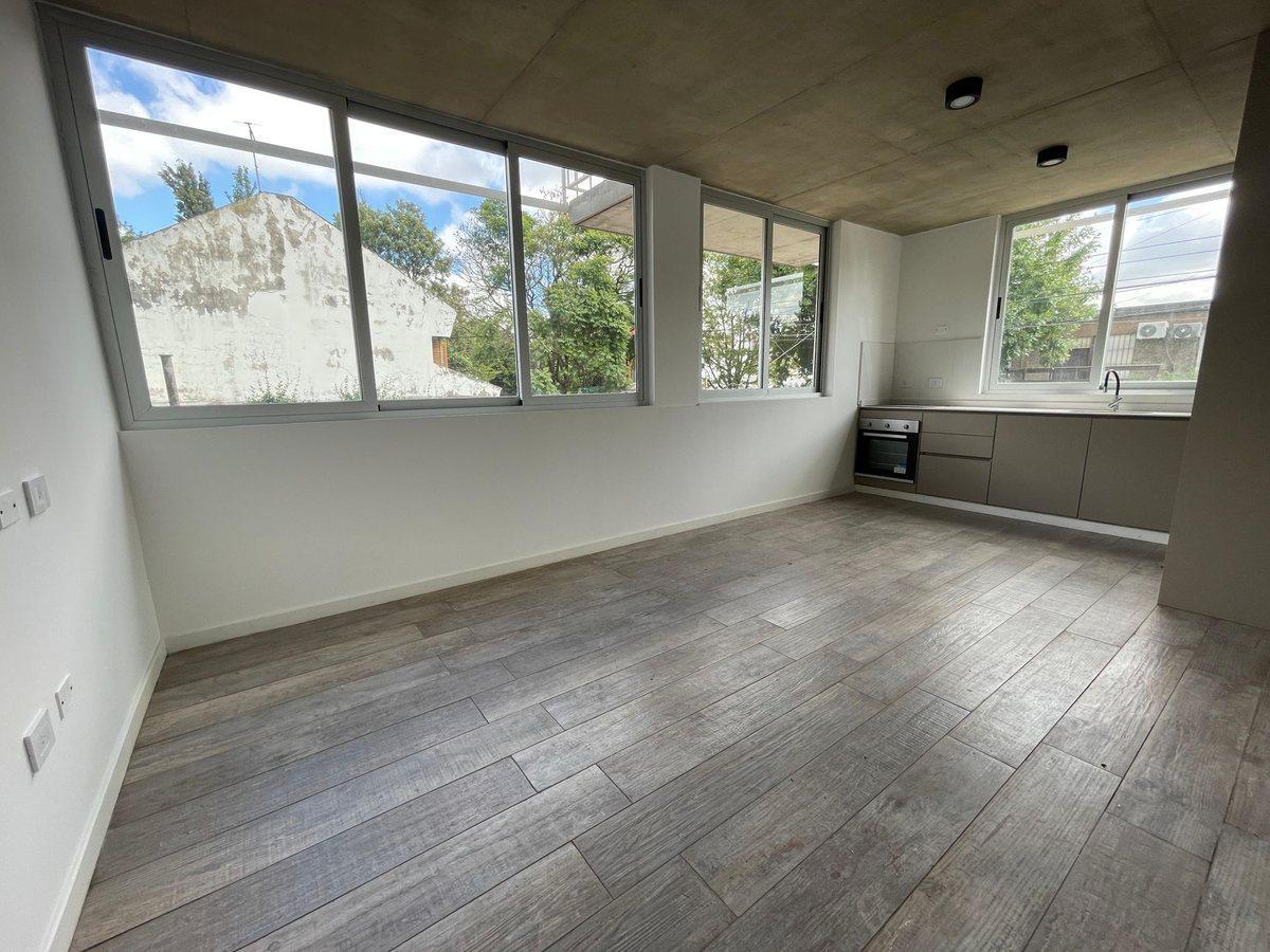 Foto de Venta Departamento 2 ambientes Cochera Ituzaingo, imagen 1
