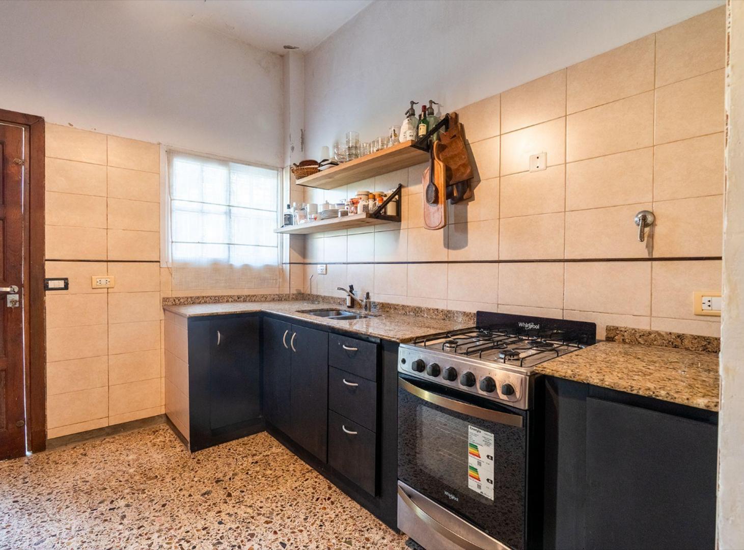 Foto de VENTA CASA 3 AMBIENTES QUILMES APTO CREDITO, imagen 3