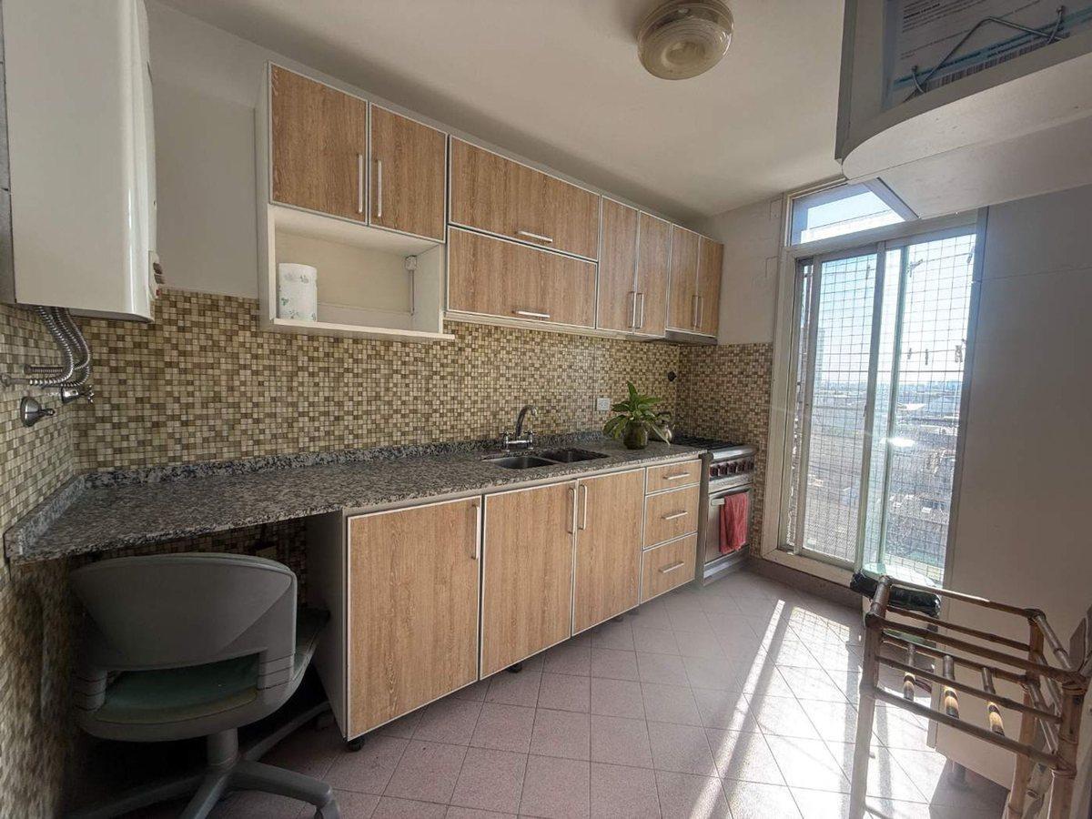 Foto de VENTA DEPTO 4 AMBIENTES AVELLANEDA APTO CREDITO, imagen 3