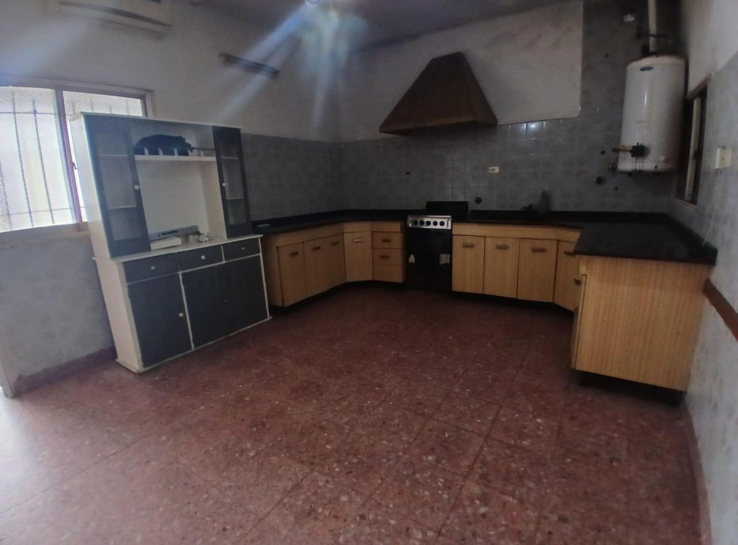 Foto de VENTA CASA 3 AMB/ LOMAS DE ZAMORA/ OPORTUNIDAD, imagen 1