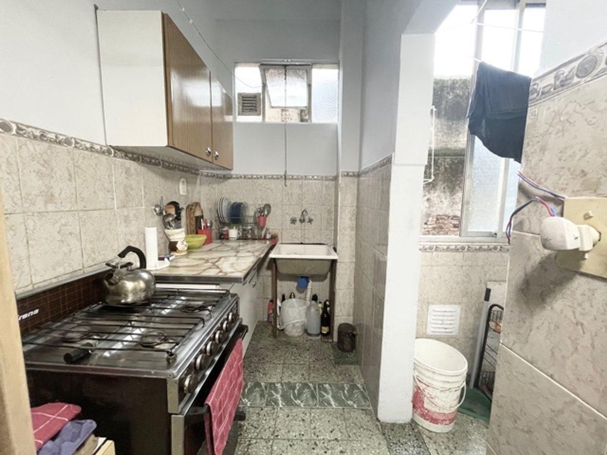 Foto de DEPTO EN VENTA 2 AMBIENTES AMPLIO Y LUMINOSO CABA, imagen 2
