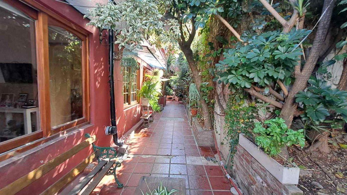 Foto de VENTA CASA 4 AMBIENTES MAS DEPTO DE 3 AMBIENTES, imagen 2