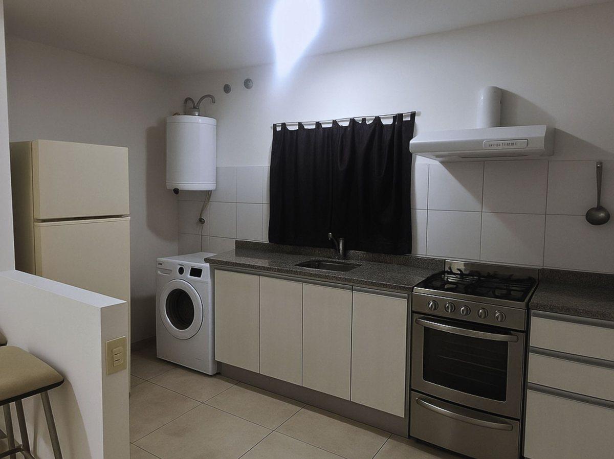 Foto de VENTA DEPARTAMENTO 2 AMBIENTES- BERAZATEGUI, imagen 3
