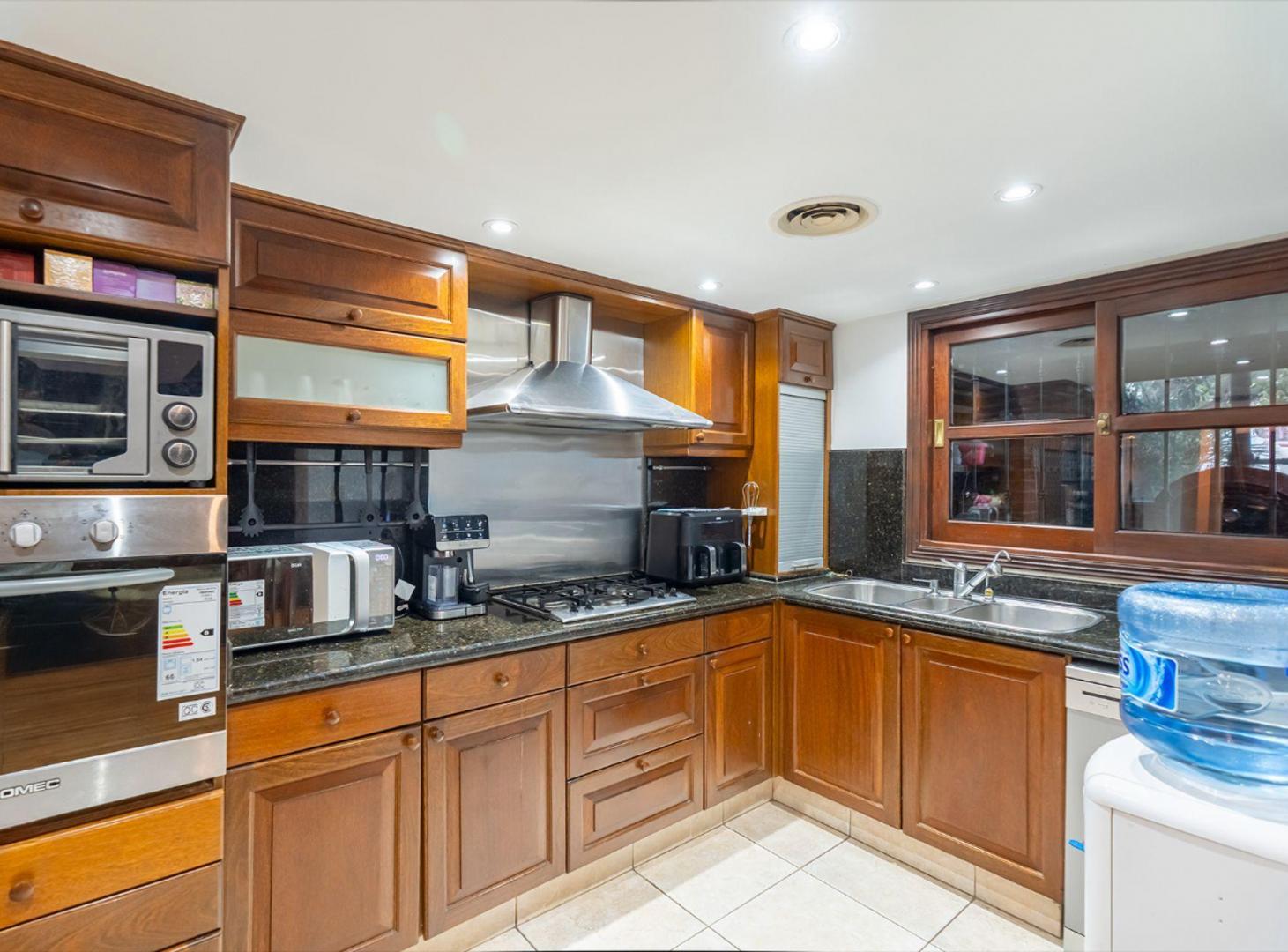 Foto de CASA 4 AMBIENTES PILETA JARDIN PARRILLA APTO CRÉD, imagen 3