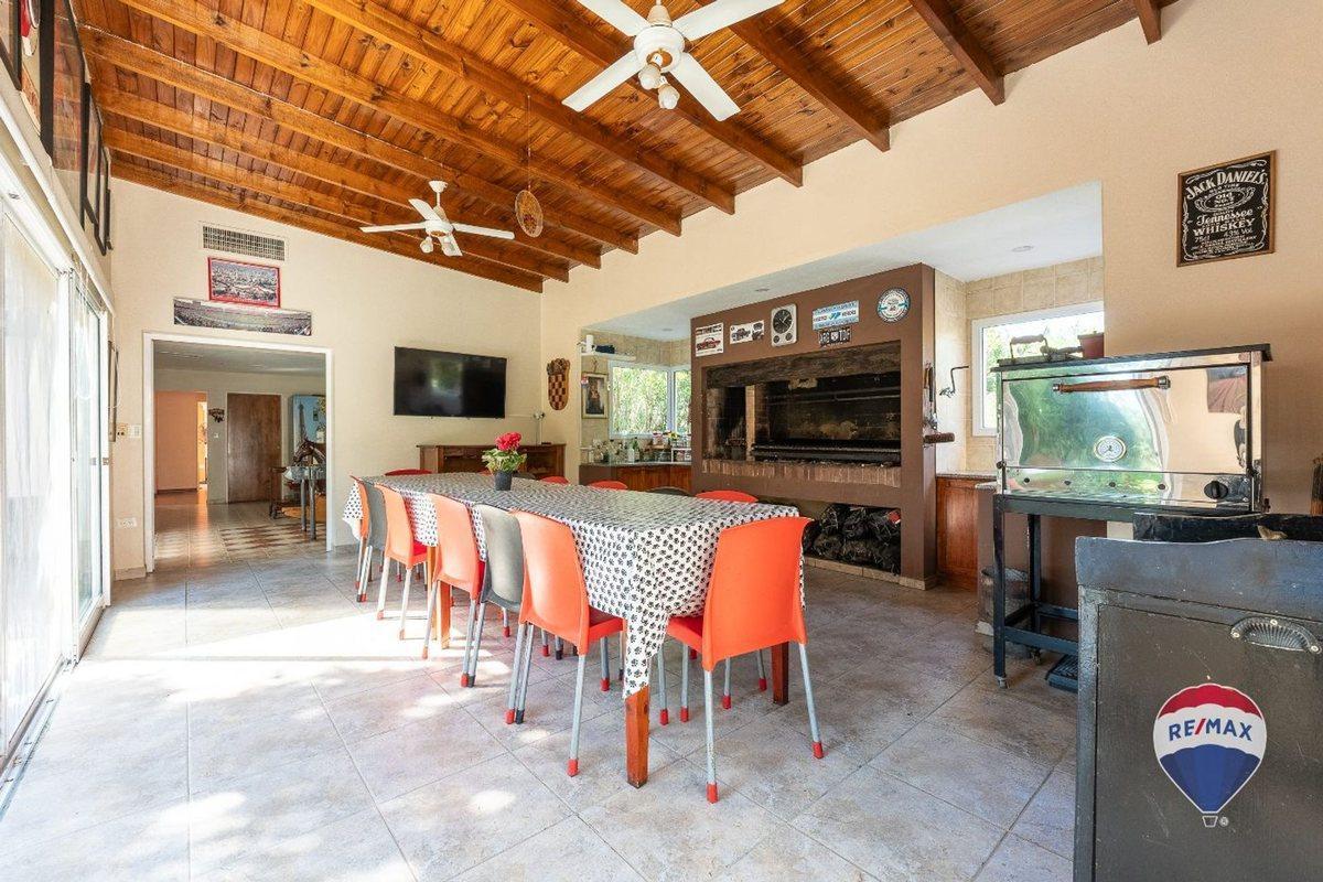 Foto de VENTA CASA 4 AMB CAMPOS DE ROCA VENTA CASA PILETA, imagen 3