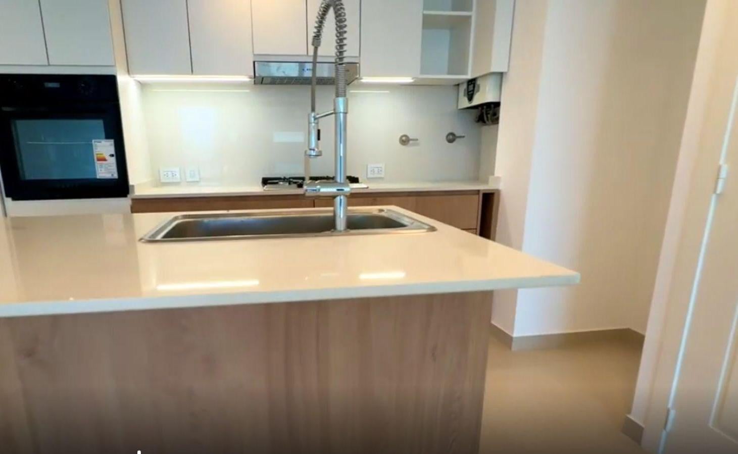 Foto de BARRIO NAON VENTA 3 AMB 95 M2 ESTRENAR CATEGORIA, imagen 3