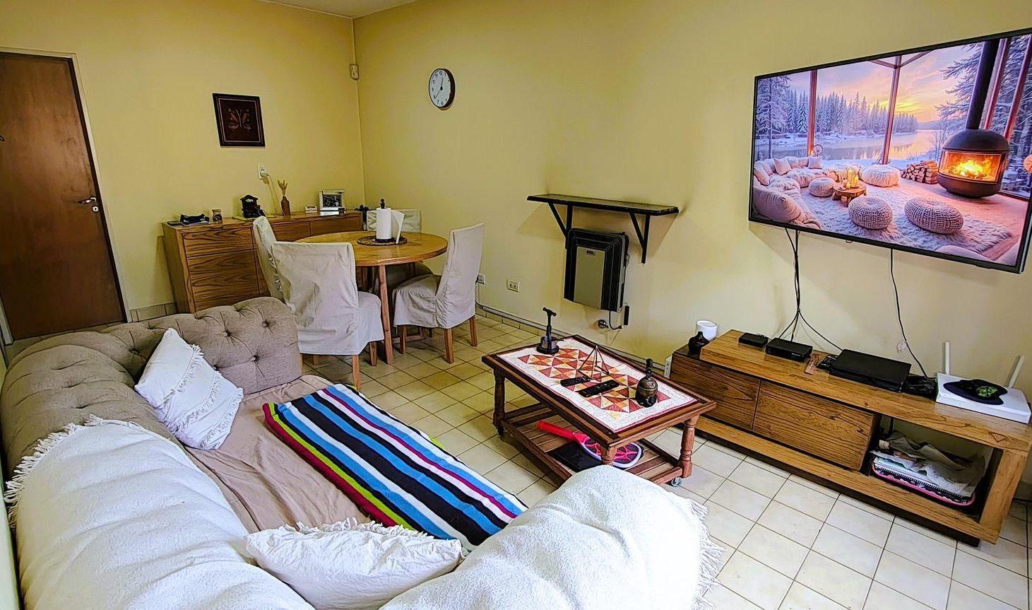 Foto de VENTA CASA 5 AMBIENTES CON COCHERAS CIUDAD EVITA, imagen 3