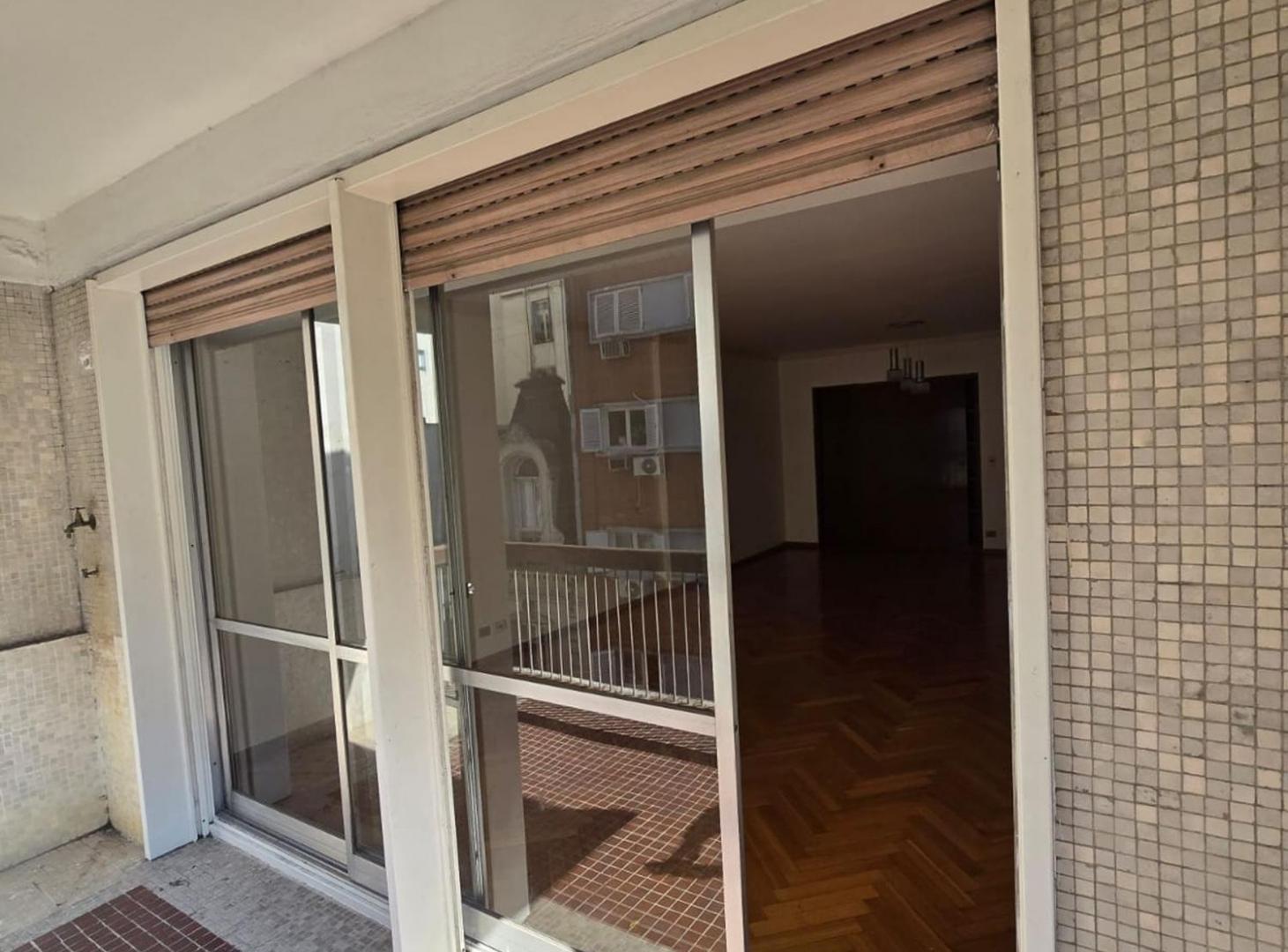 Foto de VENTA DEPTO 4 AMBIENTES RECOLETA CABA APTO CREDITO, imagen 1