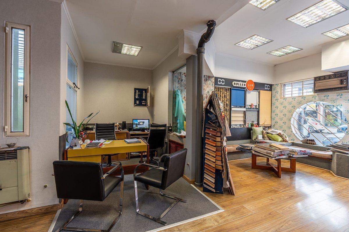 Foto de VENTA IMPORTANTE LOCAL COMERCIAL MAS PH LANUS CTRO, imagen 1