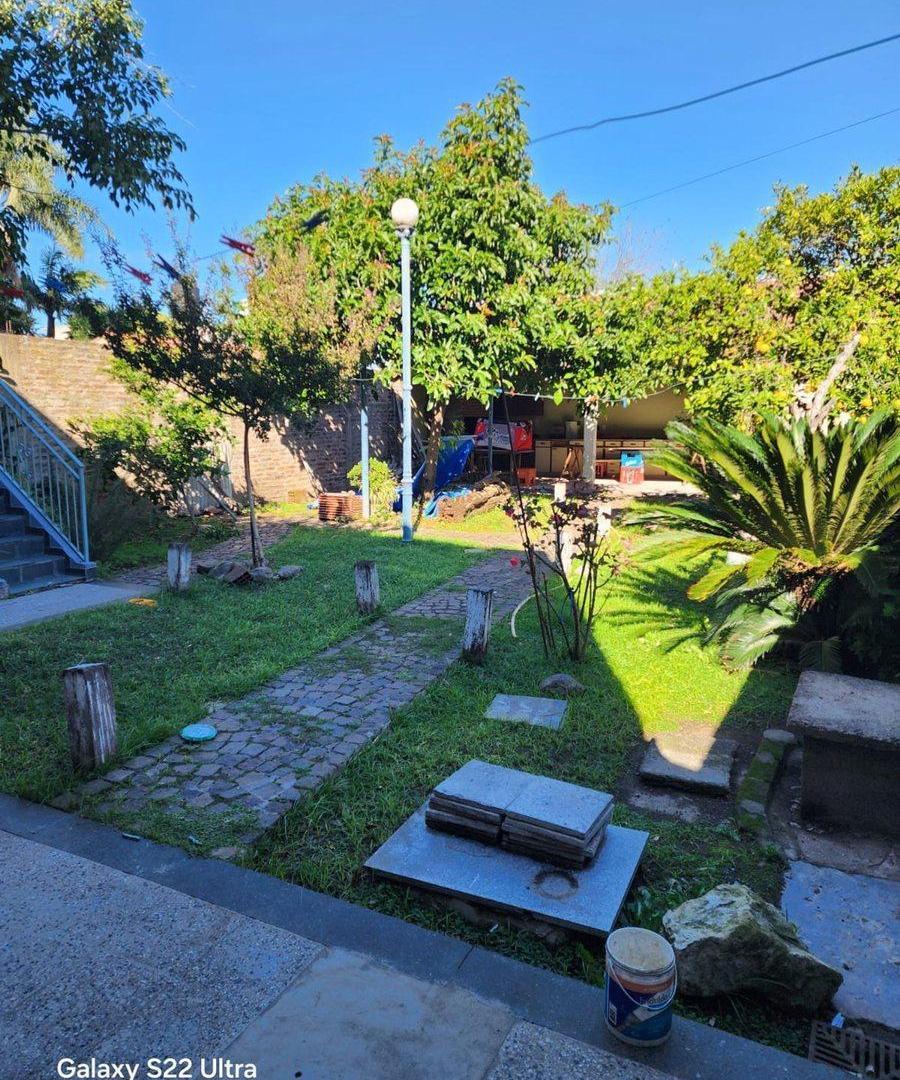 Foto de Venta Casa 6 ambientes Solano Quilmes, imagen 3