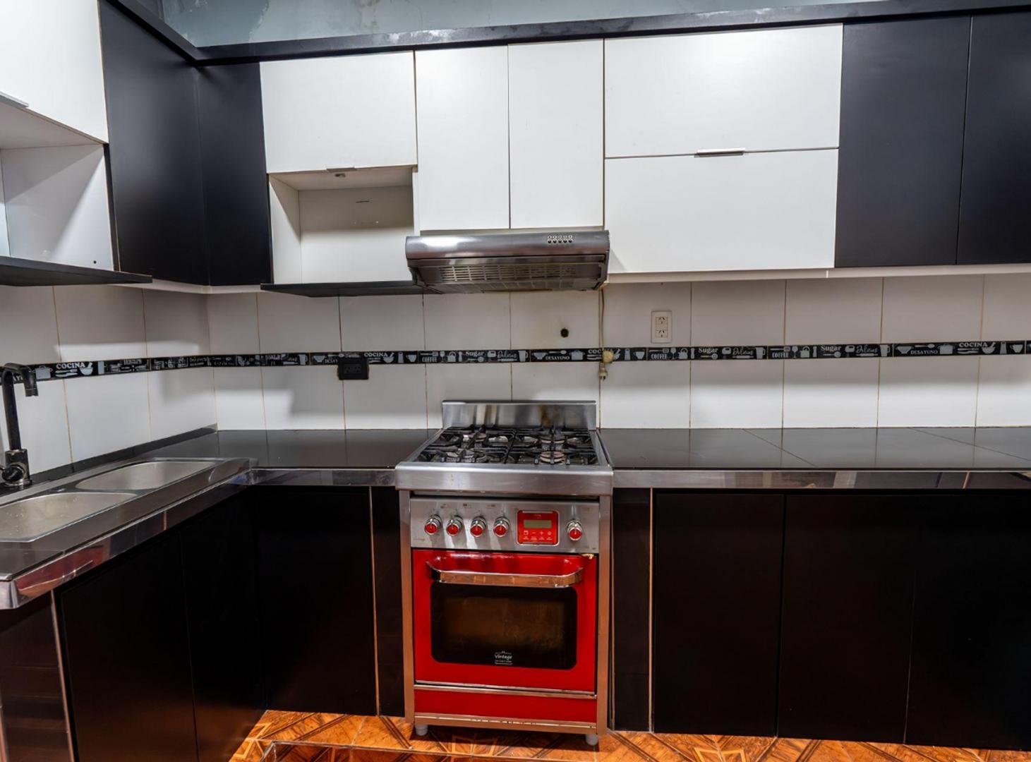 Foto de VENTA CASA 4 AMB QUINCHO GARAGE BERNAL OESTE, imagen 3