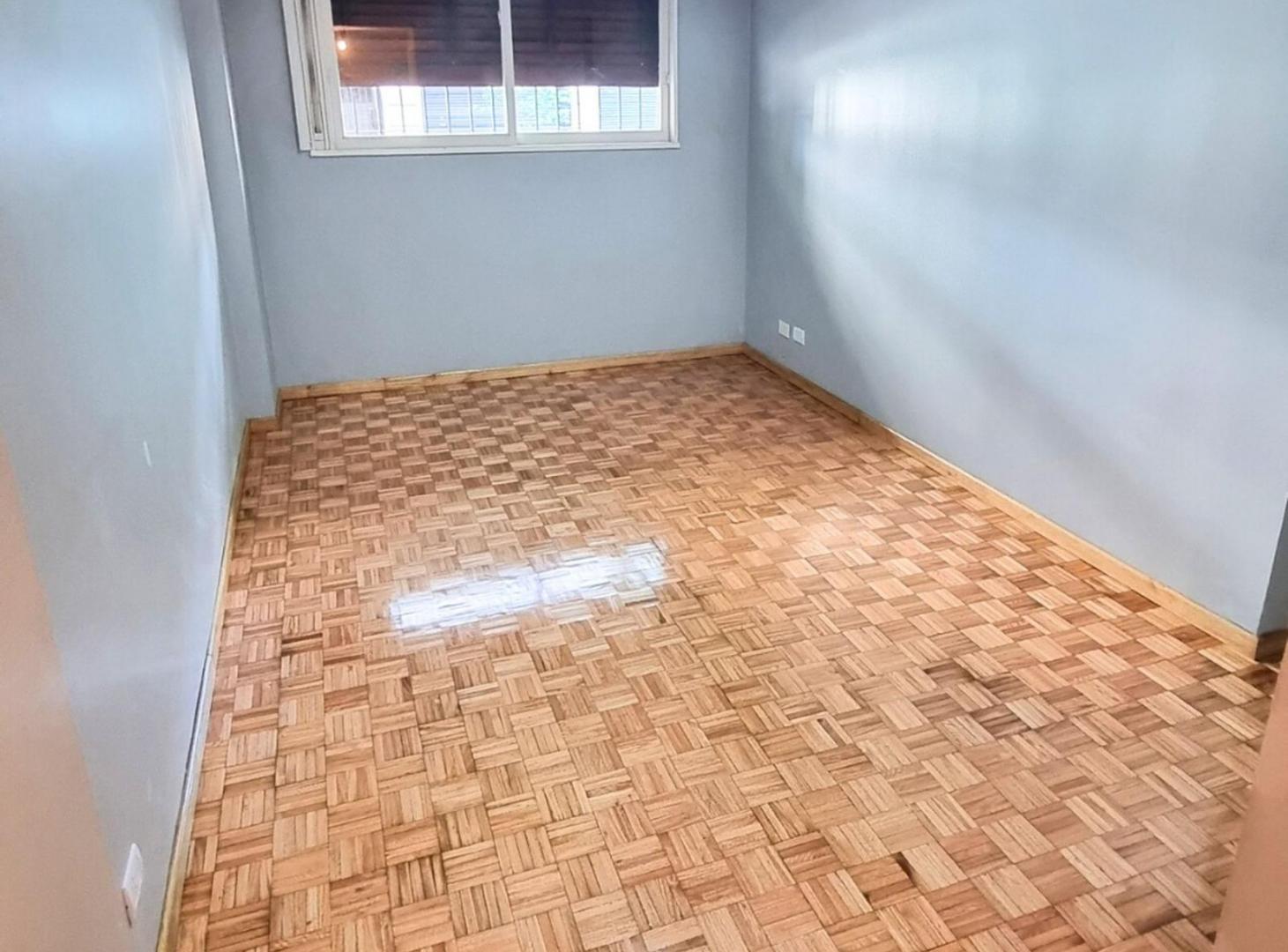 Foto de VENTA SAN TELMO DEPARTAMENTO 3 AMBIENTES C/PATIO, imagen 1
