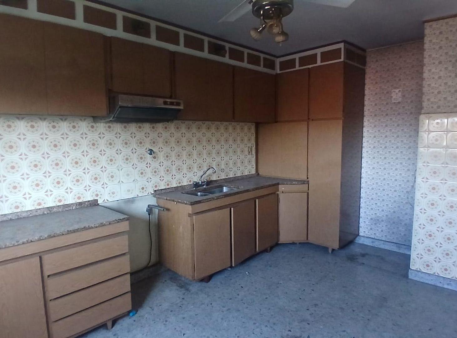 Foto de VENTA CASA DOS PLANTAS BANFIELD, imagen 4