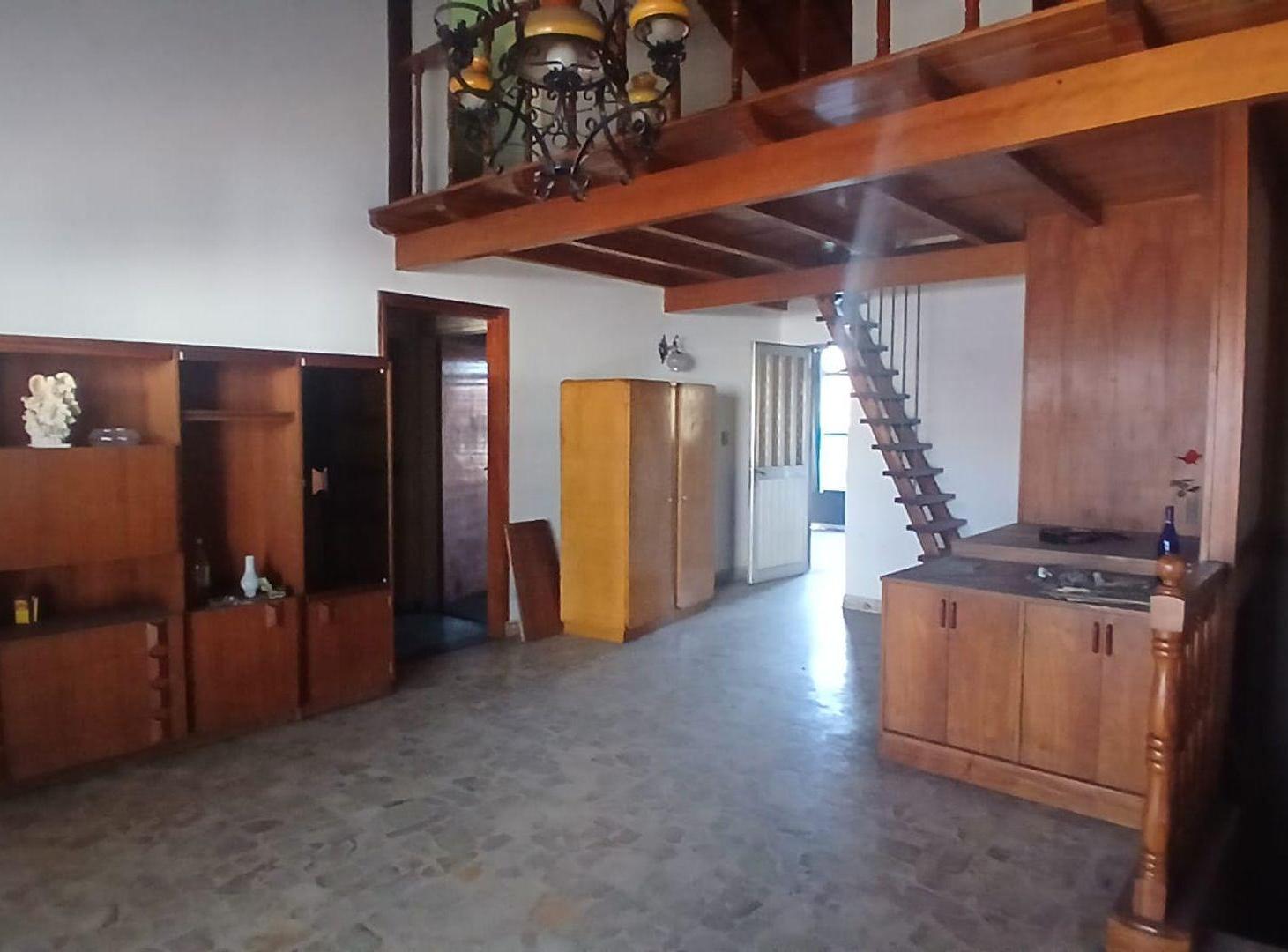 Foto de VENTA CASA DOS PLANTAS BANFIELD, imagen 3