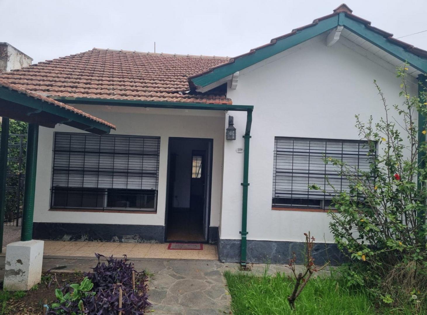 Foto de VENTA CASA EN BANFIELD, imagen 1