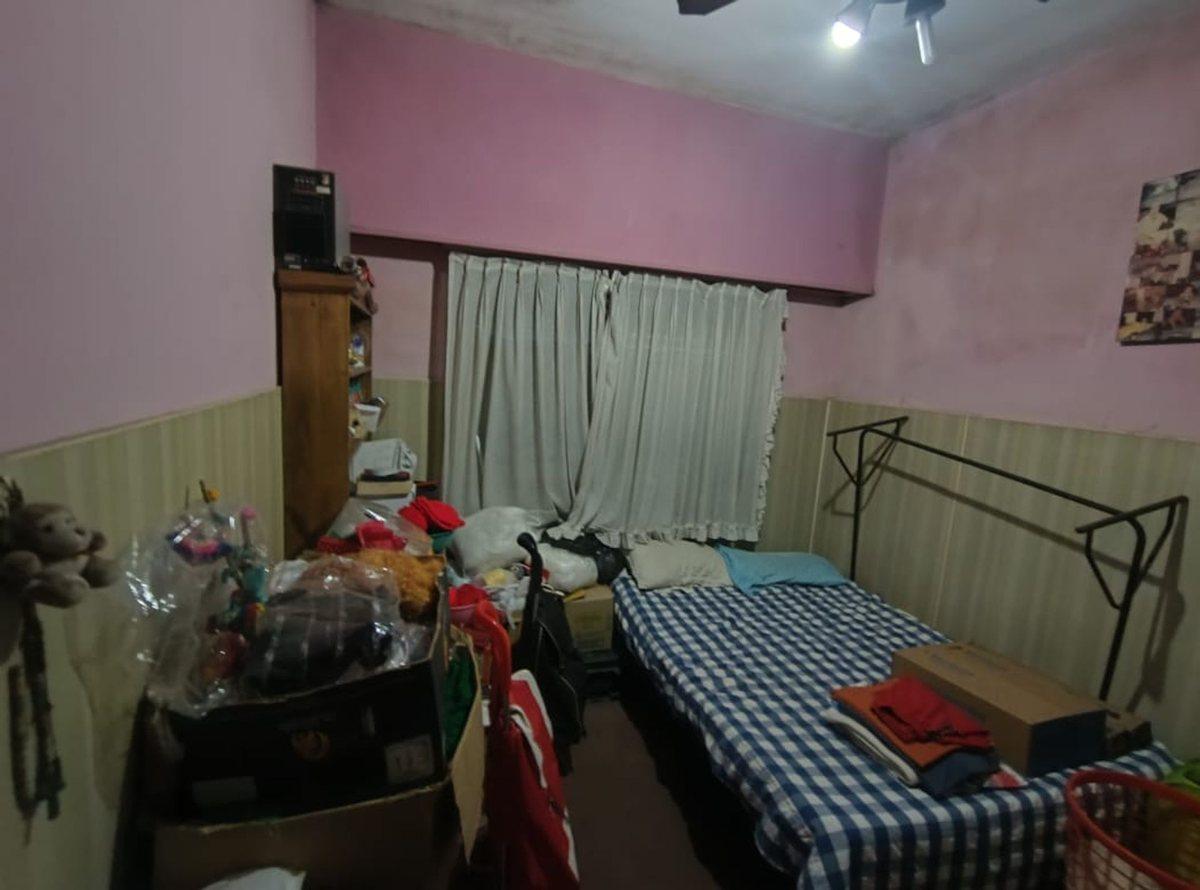 Foto de CASA 4 AMBIENTES CON COCHERA Y PATIO AVELLANEDA, imagen 5