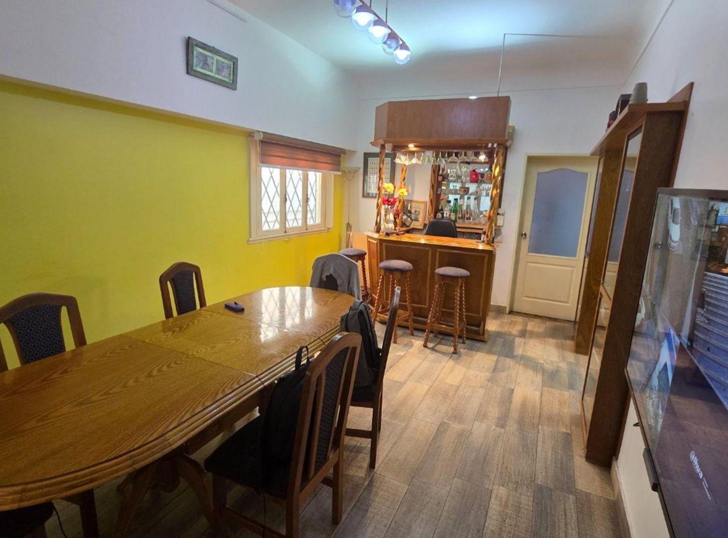 Foto de VENTA Villa Dominico Casa 3 amb + 2 departamentos, imagen 2