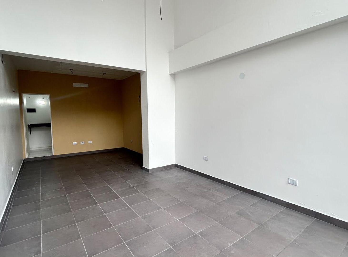 Foto de Venta Wilde Excelente Local a metros de Las Flores, imagen 4