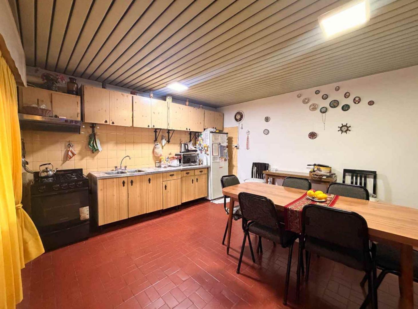 Foto de VENTA PH 2 AMB WILDE PATIO FONDO, imagen 4