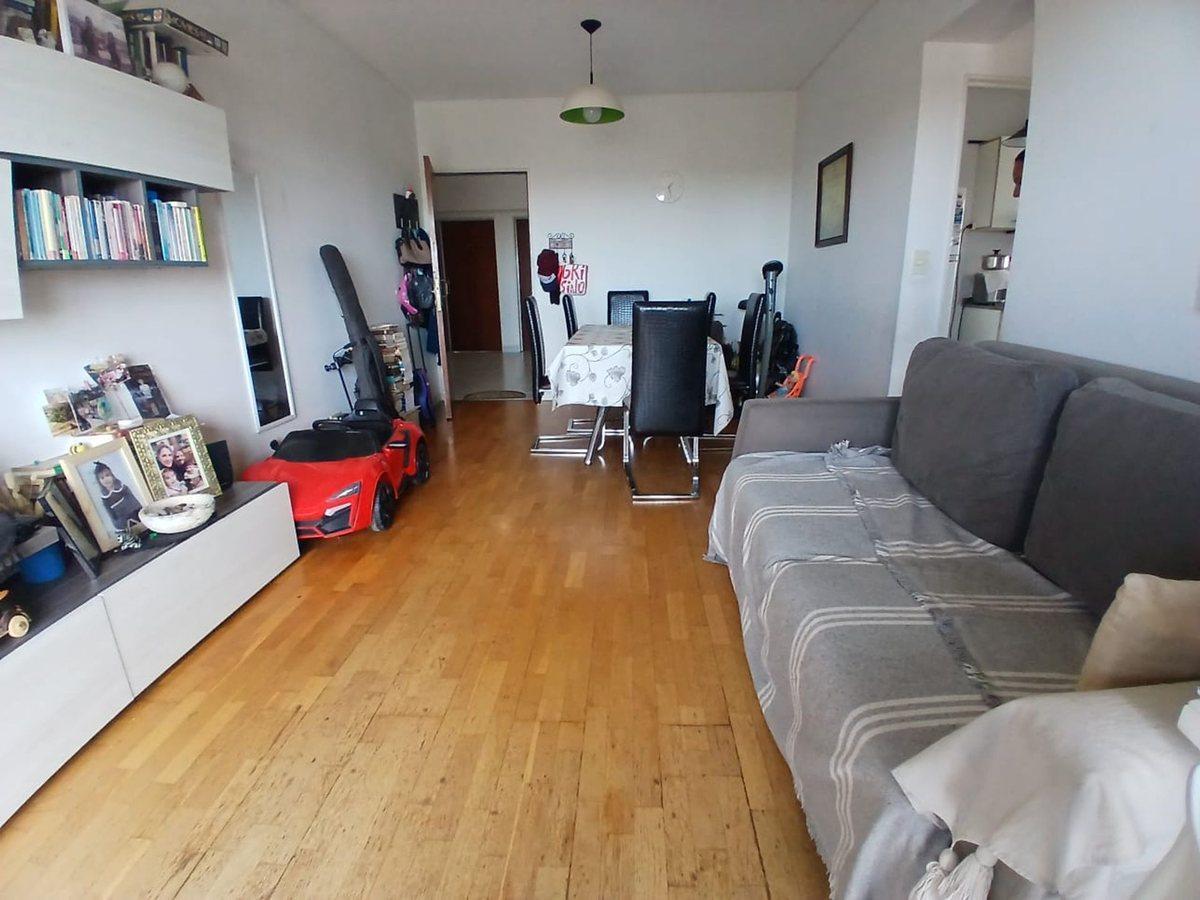 Foto de VENTA DEPTO 3 AMB COCHERA QUILMES NUEVO VALOR, imagen 2