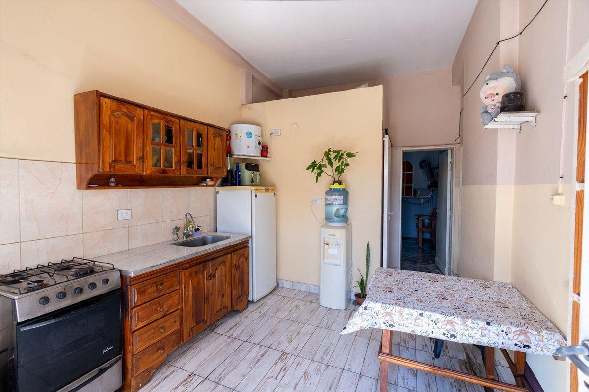 Foto de VENTA TEMPERLEY 7 DEPARTAMENTOS + LOCAL EN BLOCK, imagen 2