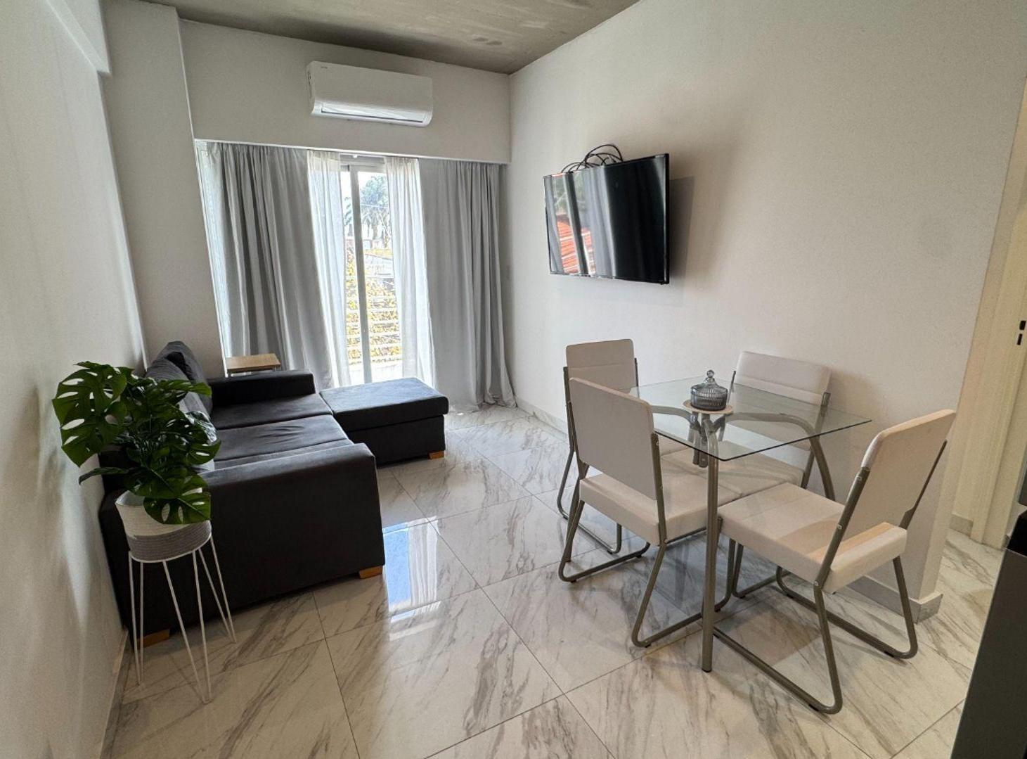 Foto de VENTA DEPARTAMENTO 2 AMBIENTES WILDE OPORTUNIDAD, imagen 1