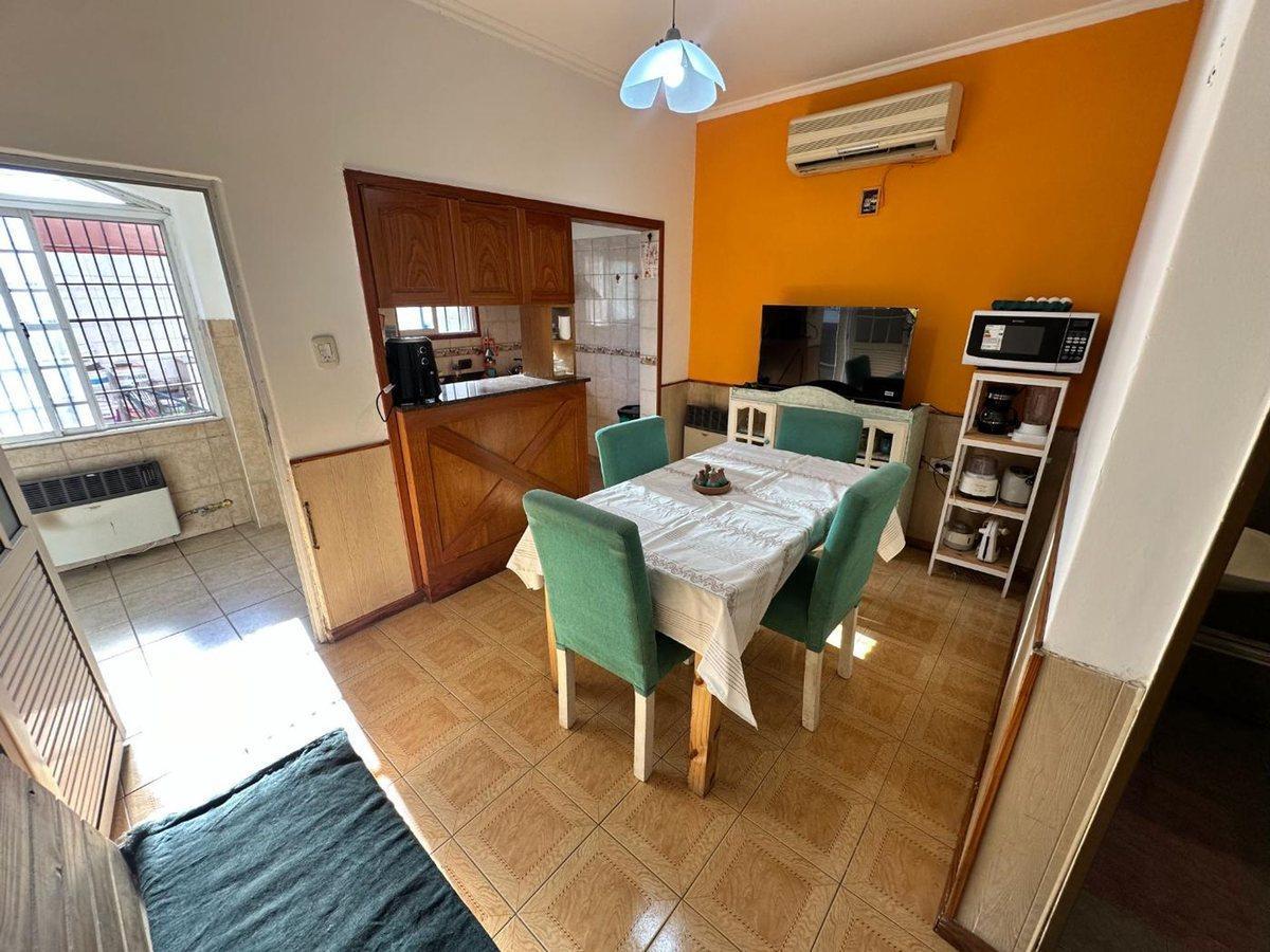 Foto de VENTA CASA PH 3 AMB. REMEDIOS DE ESCALADA LANUS, imagen 1