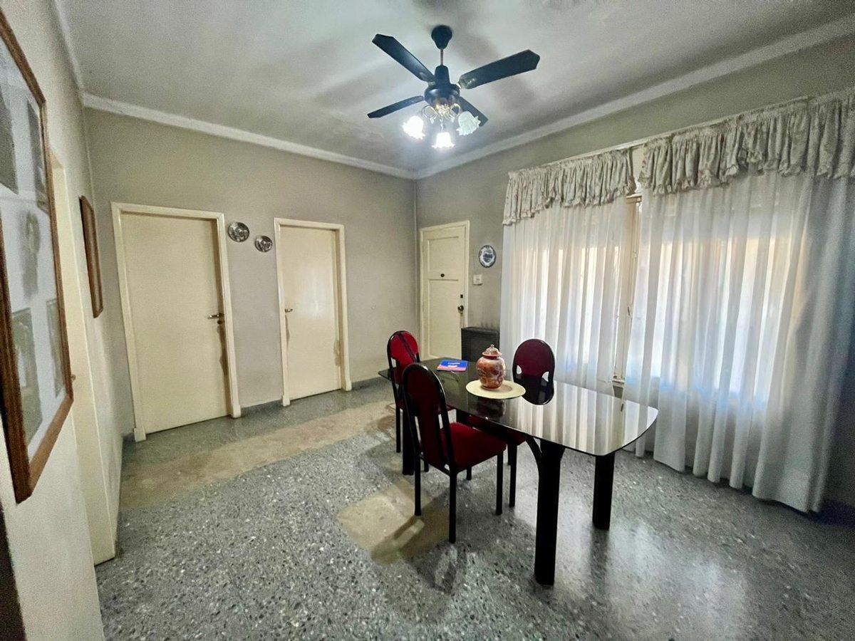 Foto de VENTA CASA 3 AMBIENTES LANUS OESTE, imagen 2