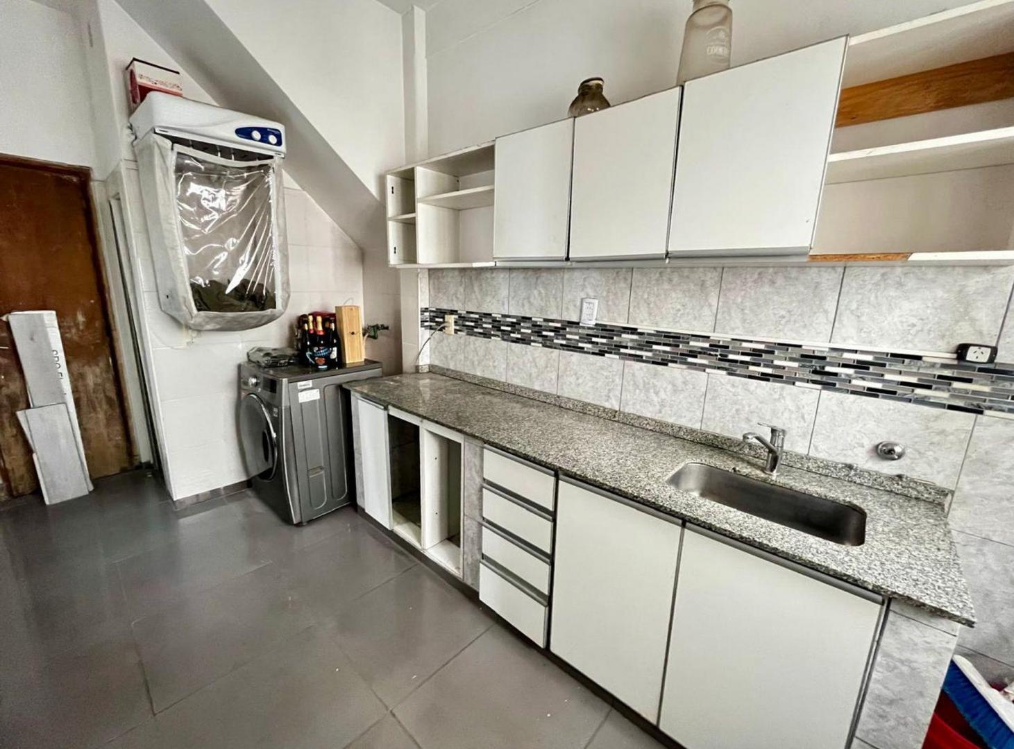 Foto de VENTA PH 3 AMB AVELLANEDA S/EXPENSAS APTO CREDITO, imagen 5