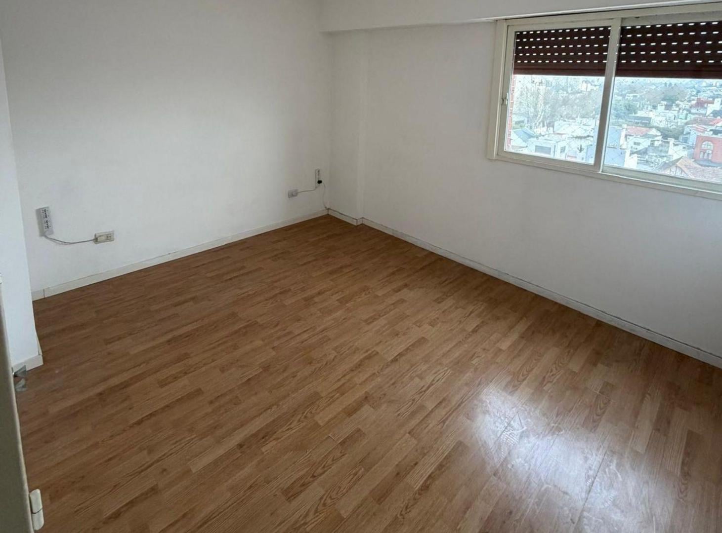 Foto de Aquiler departamento 4 ambientes FLORESTA, imagen 4