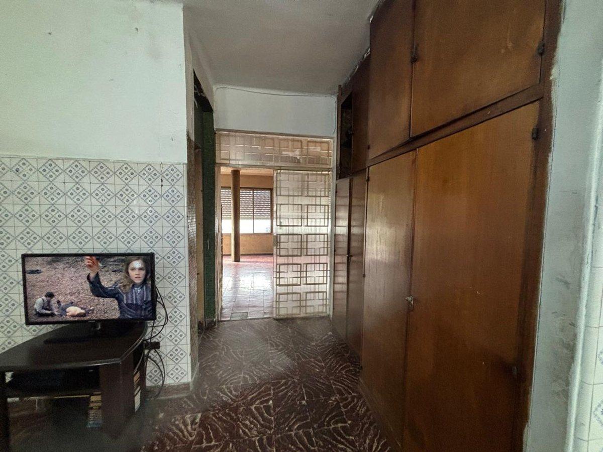 Foto de VENTA CASA VALENTIN ALSINA CON LOCAL + GALPON, imagen 3