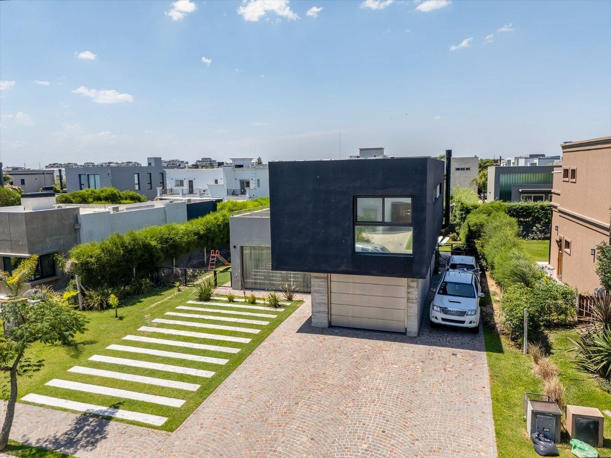 Foto de VENTA CASA 4 AMBIENTES NUEVO QUILMES LOTE INTERNO, imagen 4