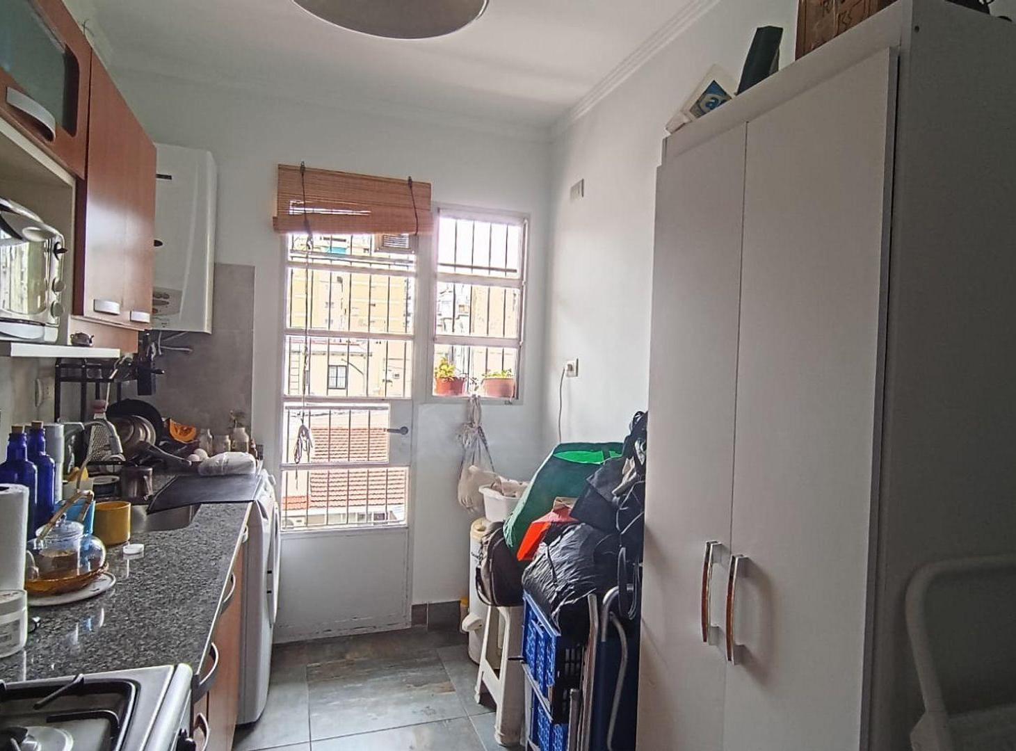 Foto de VENTA 2 AMBIENTES CON BALCON CORRIDO APTO CREDITO!, imagen 5