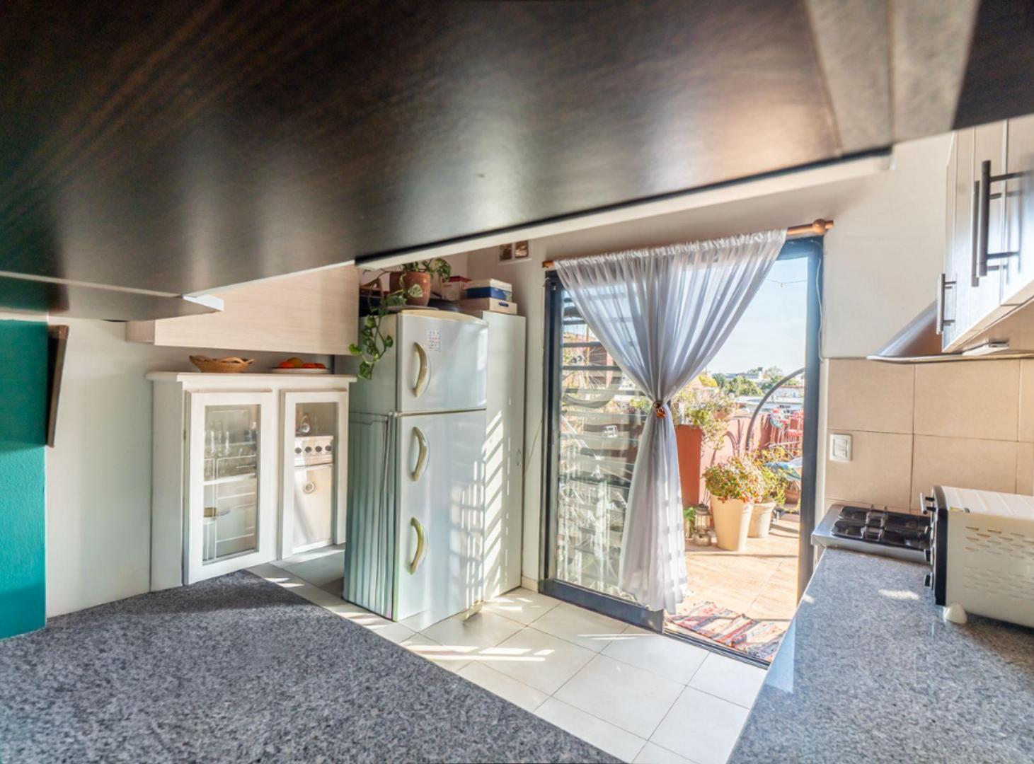 Foto de Venta Departamento 3 Amb con Cochera y Patio, imagen 5