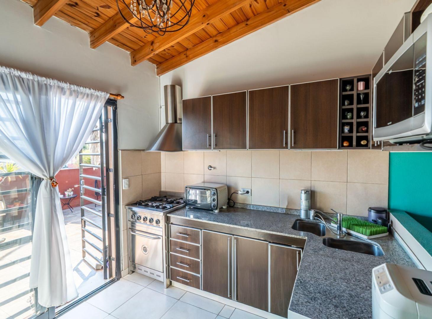 Foto de Venta Departamento 3 Amb con Cochera y Patio, imagen 1