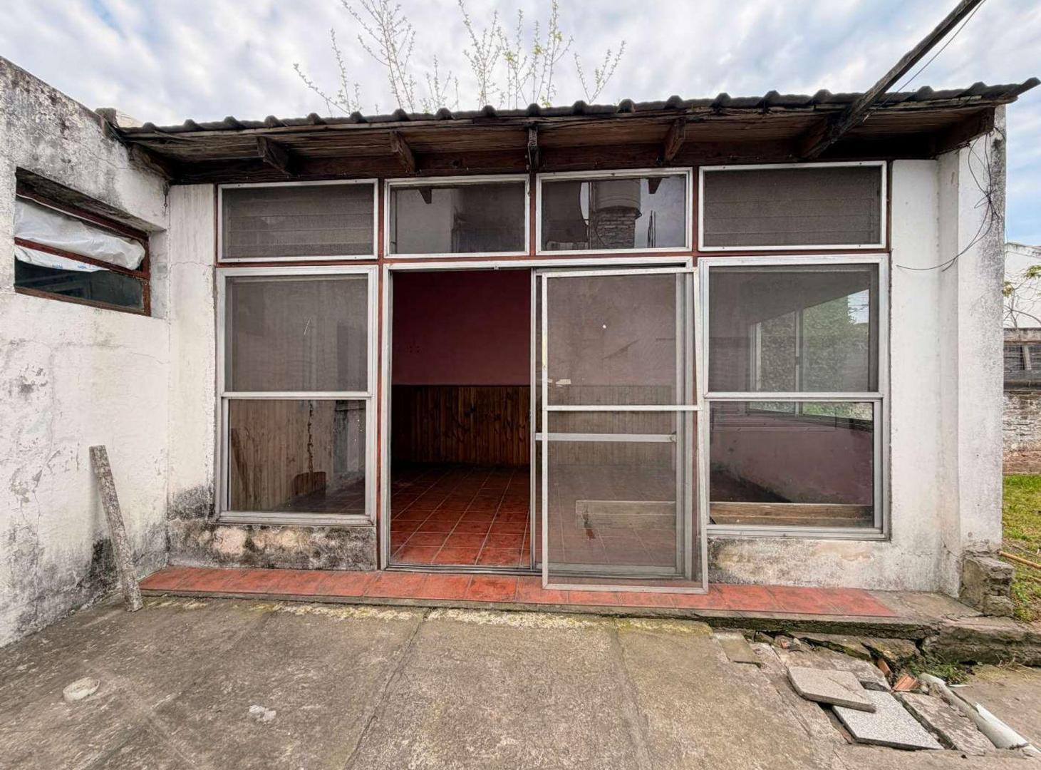 Foto de VENTA CASA 3 AMB MONTE GRANDE QUINCHO COCHERA JARD, imagen 4