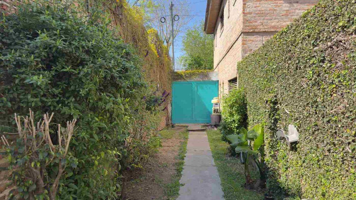 Foto de Venta Casa 4 amb + depto 2 ambientes Ituzaingo, imagen 3