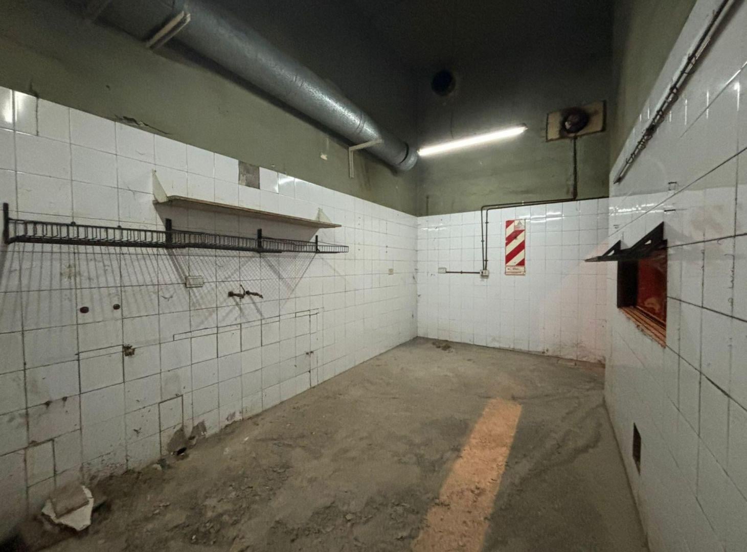 Foto de VENTA BARRACAS LOCAL COMERCIAL A RECICLAR, imagen 5